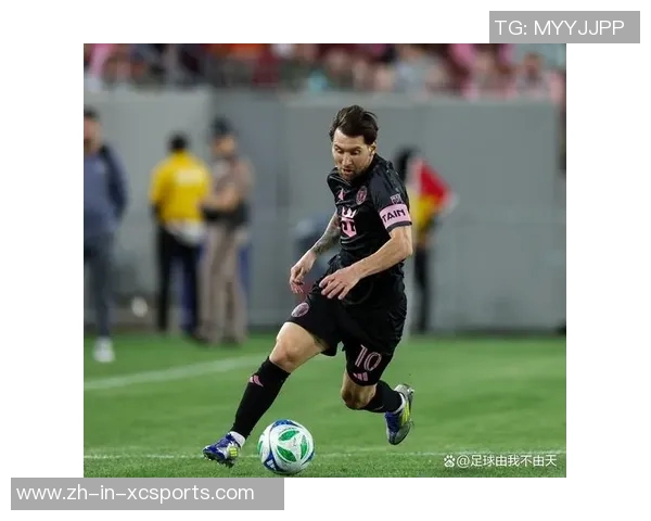 2025年现状十大足球球星排名分析与未来发展趋势展望