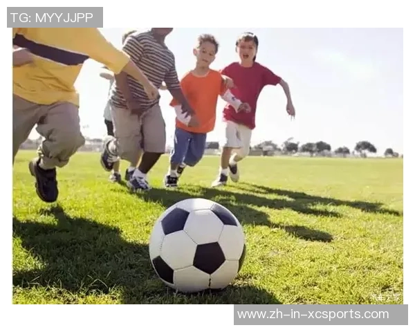 《足球场上的传奇梦想：一位大球星的崛起与荣耀之路》